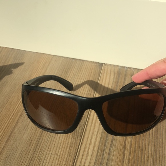 Flying Fisherman sunglasses black frame lenses polarized outdoor never worn - Picture 4 of 13